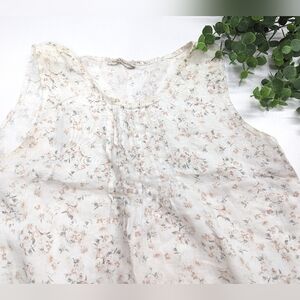 Lightweight Floral Pintuck Sleeveless Blouse - White with Soft Pink